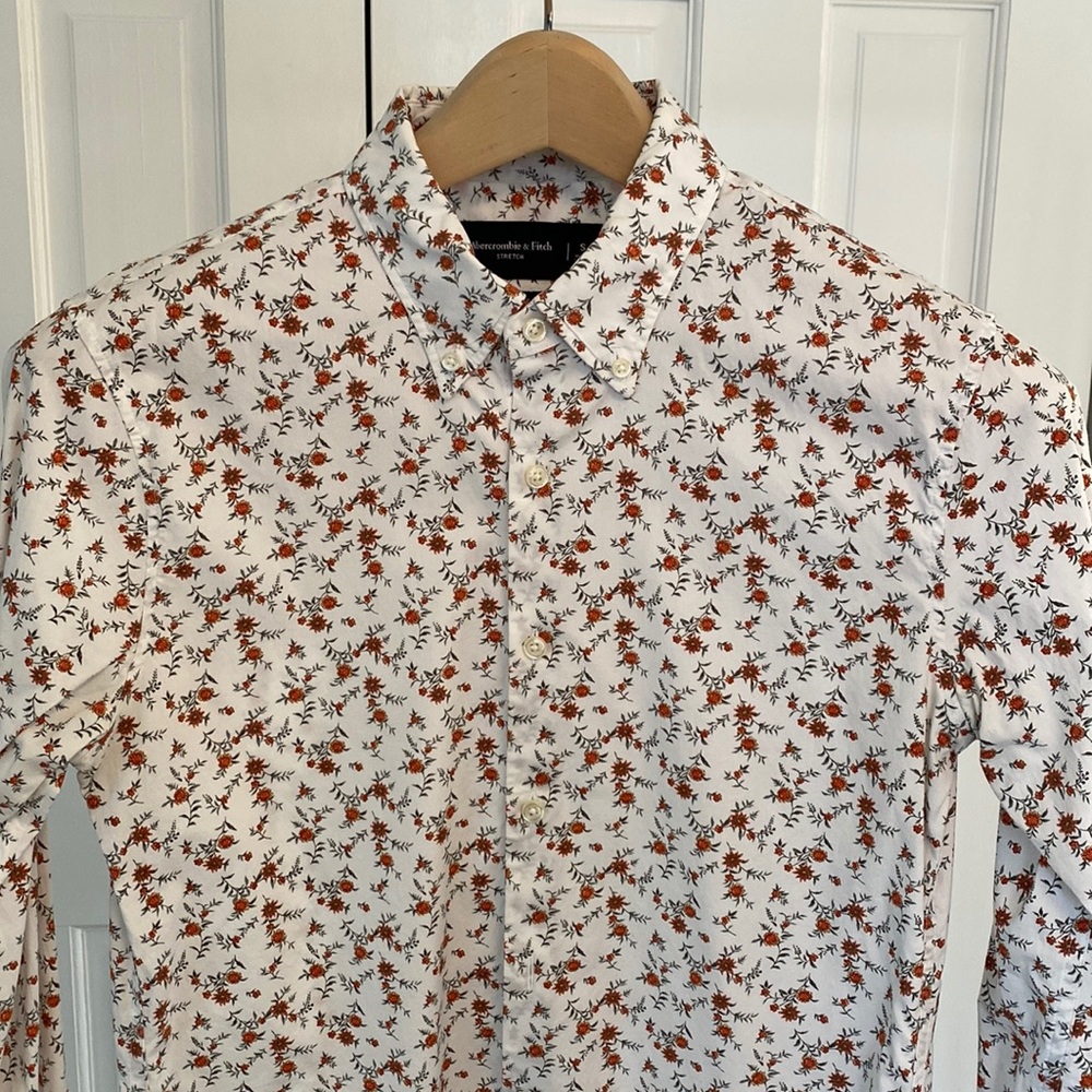 Abercrombie / White Floral Button-up / Small (Super Slim) - Picture 1 of 8